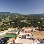 Castello Di Velona Resort, Thermal & Winery Hotel
