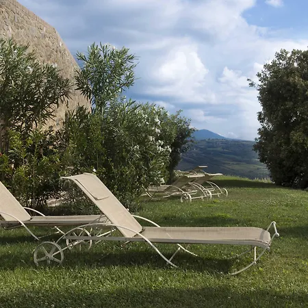 Castello Di Velona Resort, Thermal & Winery Hotel 5*