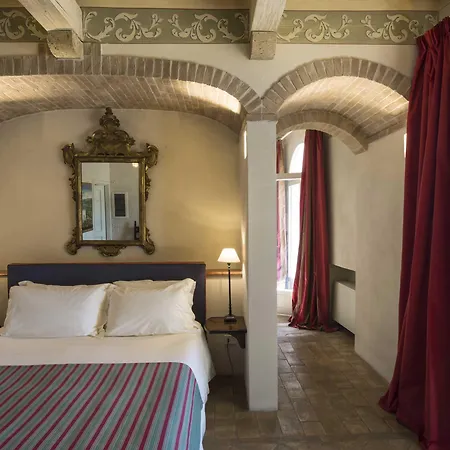 Castello Di Velona Resort, Thermal & Winery Hotel 5*