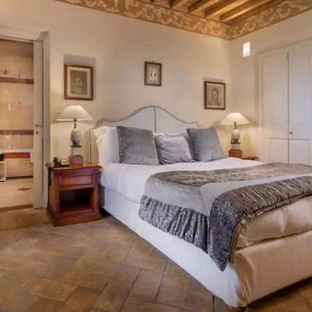 Castello Di Velona Resort, Thermal & Winery 호텔 몬탈치노