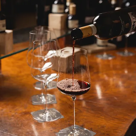 Hotel Castello Di Velona Resort, Thermal Spa&winery Montalcino