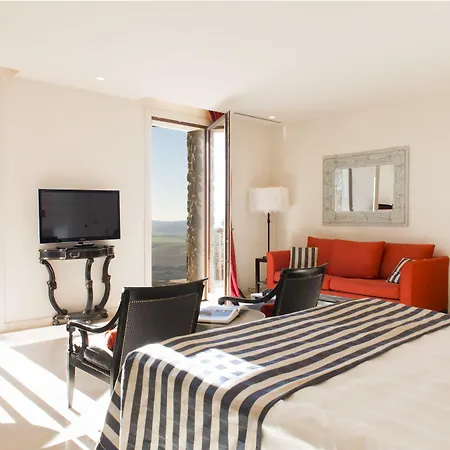 Castello Di Velona Resort, Thermal & Winery 호텔 몬탈치노