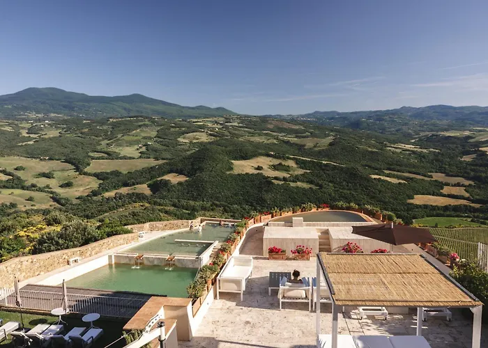 Castello Di Velona Resort, Thermal & Winery Hotel