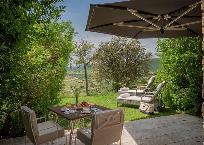 Castello Di Velona Resort, Thermal & Winery 5* Montalcino